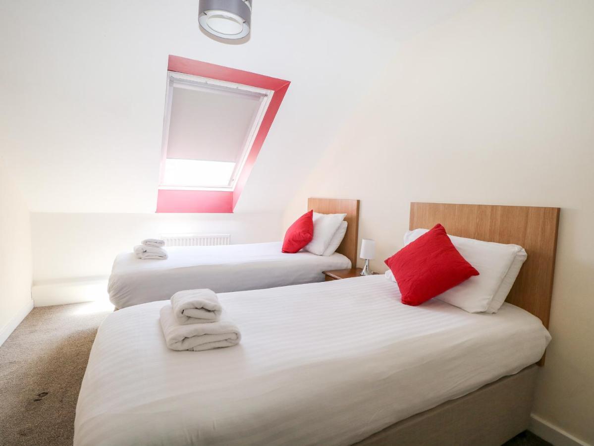 Flat 34 - Marine Court Littlehampton