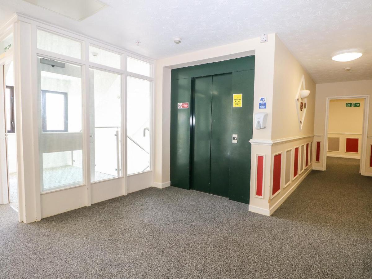 Flat 34 - Marine Court Hébergement de vacances